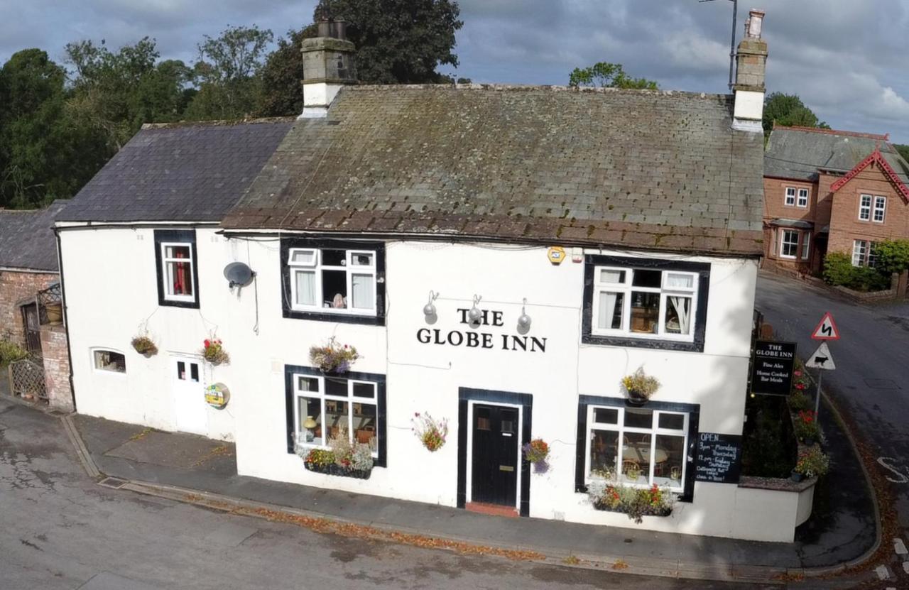 The Globe Inn Penrith Bagian luar foto